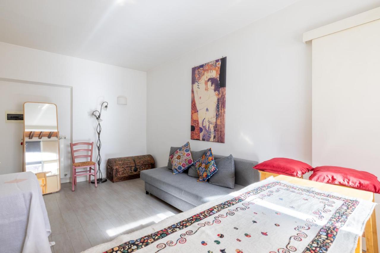 Loft In The Heart Of Rome, Steps To Spanish Steps Apartamento Roma